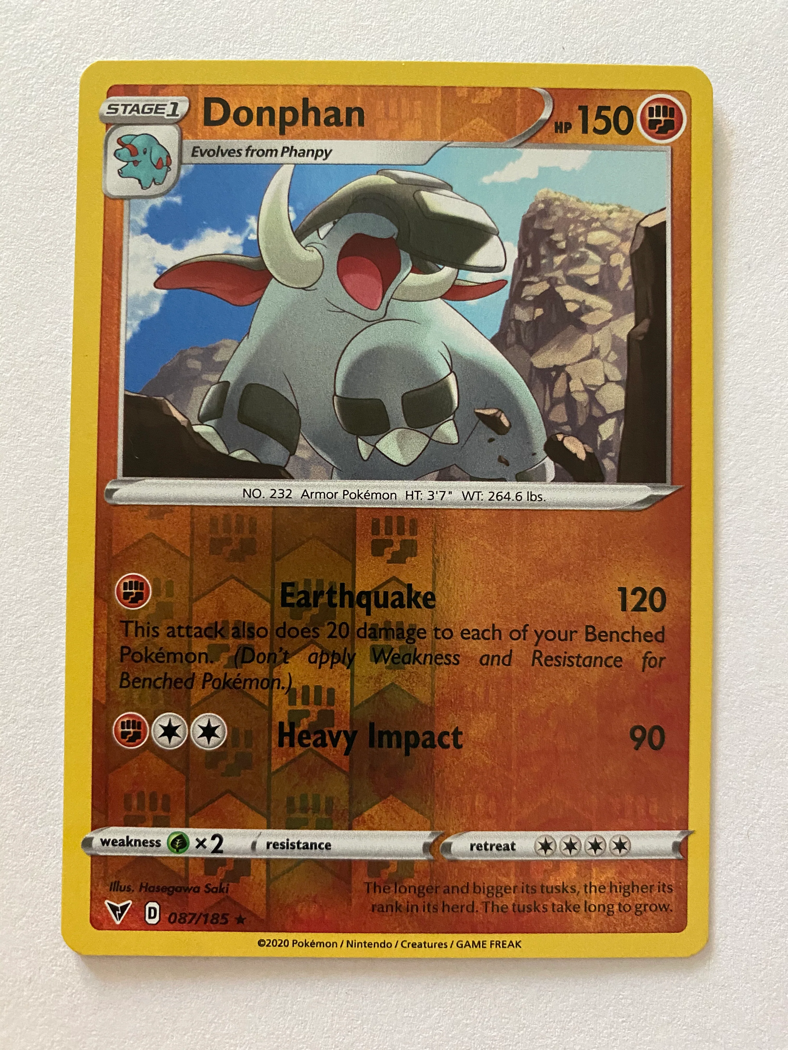Donphan 087/185 Vivid Voltage  Rarerev Holo Pokemon Card NM